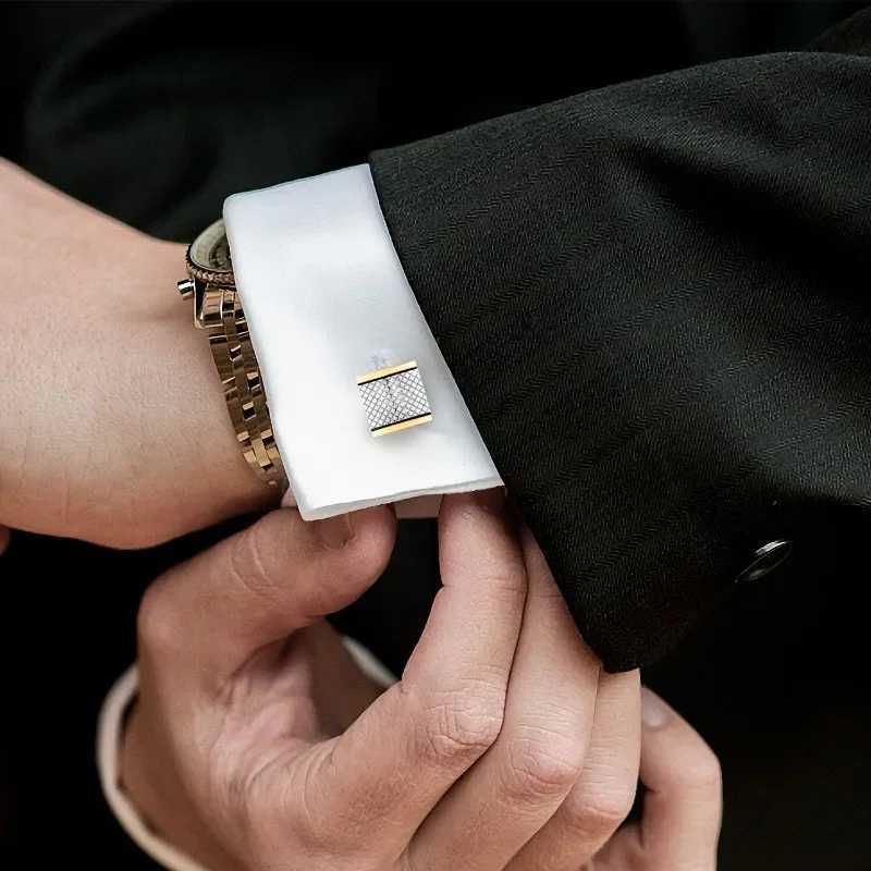 Geometric Zinc Alloy Cufflinks Light Luxury Fashion Mens Womens Suit Jackets Chest Flowers Versatile Daily Office Accessories XJ250614