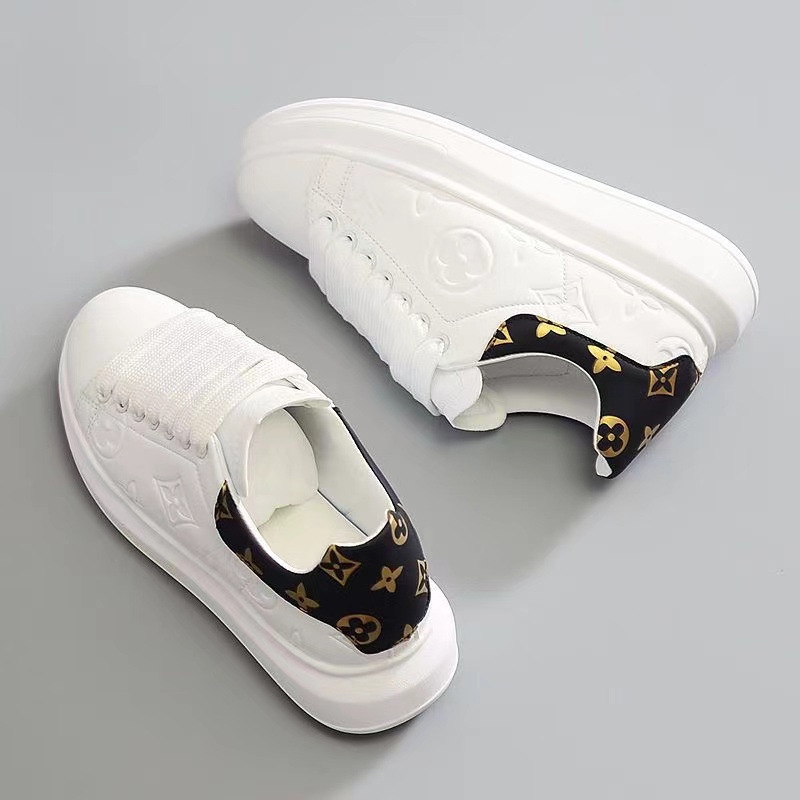 Designer shoes: Summer new board shoes, men's Korean version trendy shoes, sporty, breathable, fashionable, versatile, soft-soled trendy white sn