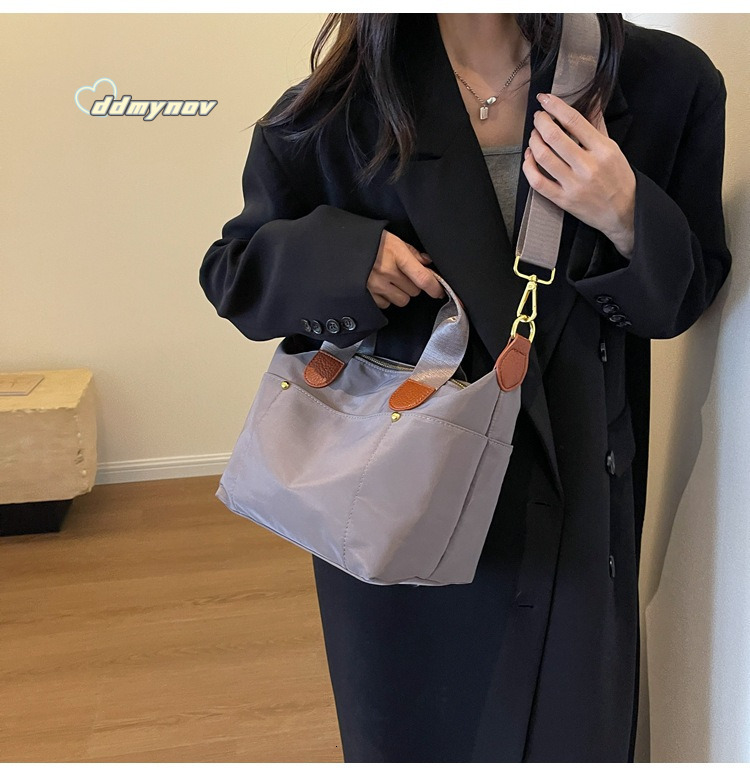High-end for Women, Autumn and Winter Large Capacity New Oxford Cloth Casual Handbag, Versatile Tote Bag, Crossbody Bag ddmynov
