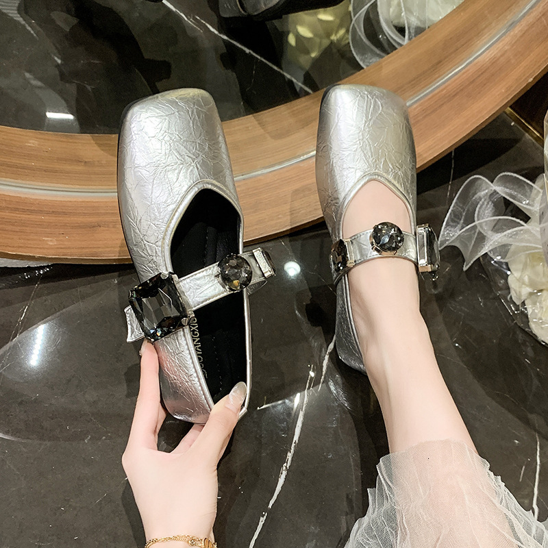 Ddmyoutdoor French Soft Sole Rhinestone Small Leather Summer New Flat Fairy Style Shallow Mouth Dress Shoes For Women Outdoor Shoes