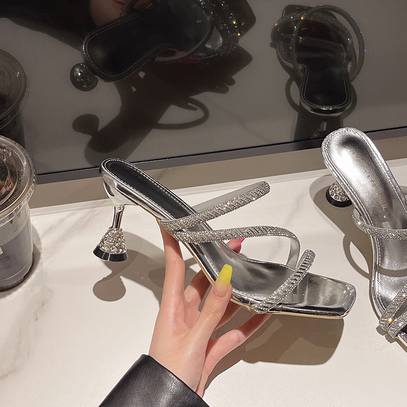 Ddmyoutdoor Rhinestone High For Women Summer Outdoor Fashion New Style To Match Dresses Fitting Room Thin Heel One Strap Slippers Outdoor Shoes