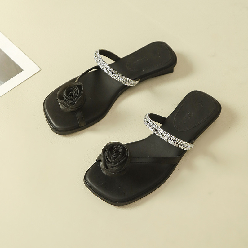 Ddmyoutdoor Fairy Style Fashion Rhinestone Toe Ring Slippers For Women Summer New Chunky Heel Dress Shoes With Flower Design Outdoor Shoes