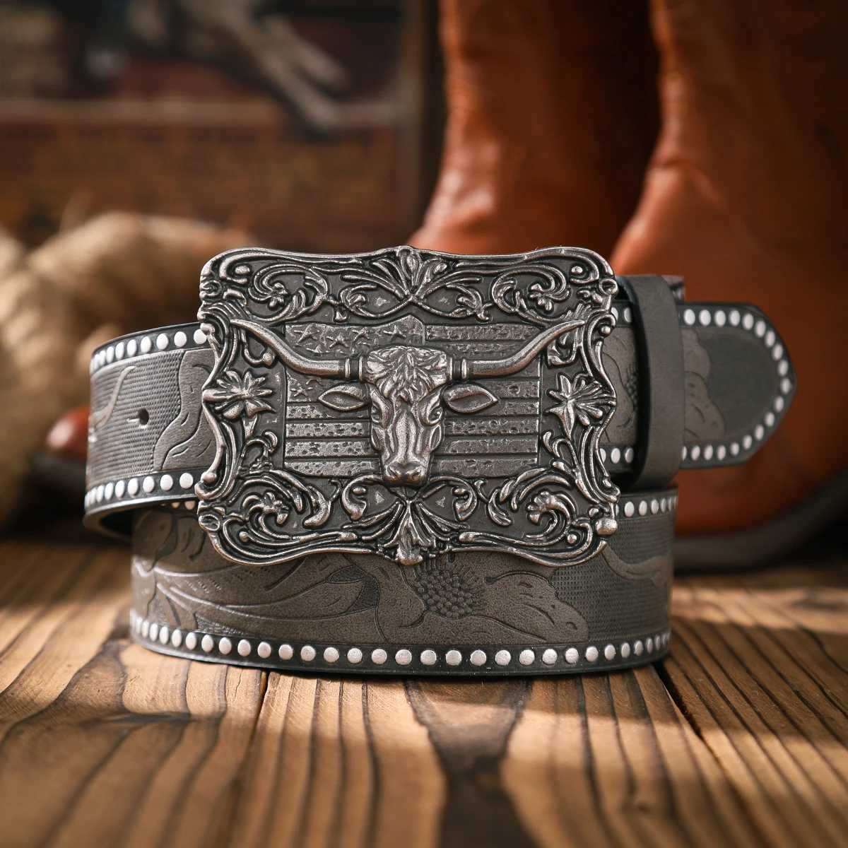 A casual and retro belt a waist accessory for Western-style clothing metal buckle PU belt suitable for both men and women. X250614