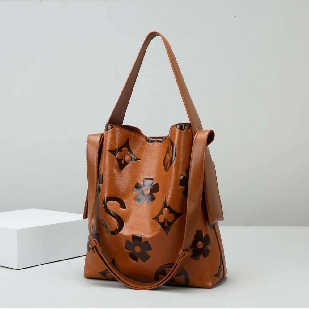Bucket Women Spring Fashion Embossed Shoulder Bag Large Capacity High-End Handbag For Work Commute