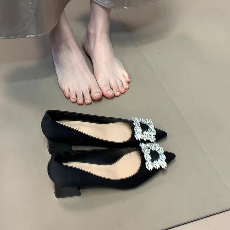 Ddmyoutdoor French Fairy Style Rhinestone Square Buckle Chunky Heel Single For Women New Satin Pointed Toe High Heels Bridal Wedding Shoes Outdoor Sho