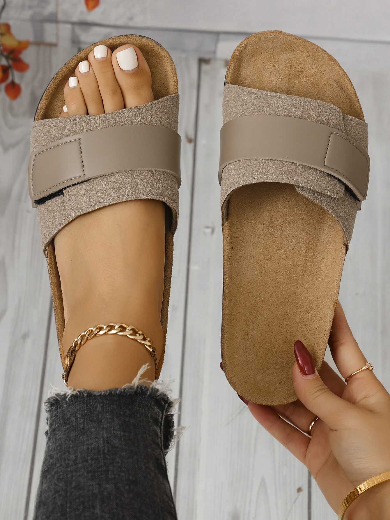 Womens Fashion Slippers Waterproof Non-Slip Thick Sole Wear-Resistant Soft Sole Comfortable Home Outdoor Daily Slip-On Slippers Z250614