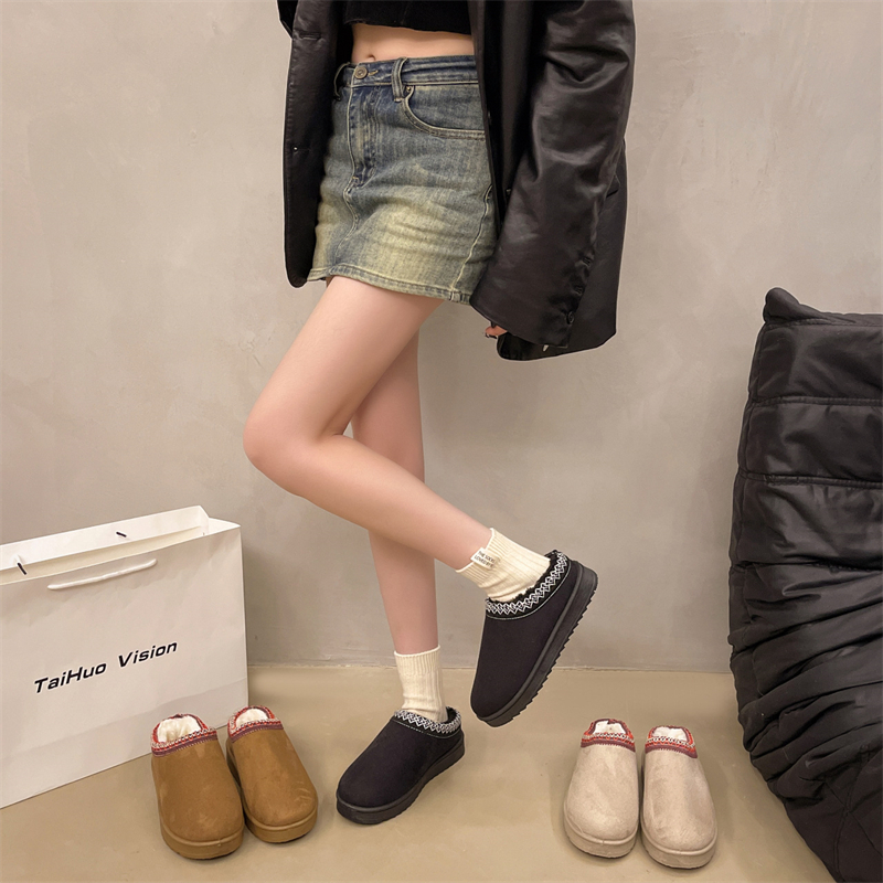 hot free shipping designer slippers for woman winter new Indoor outdoor wear warm casual Snow boots Plush sandals