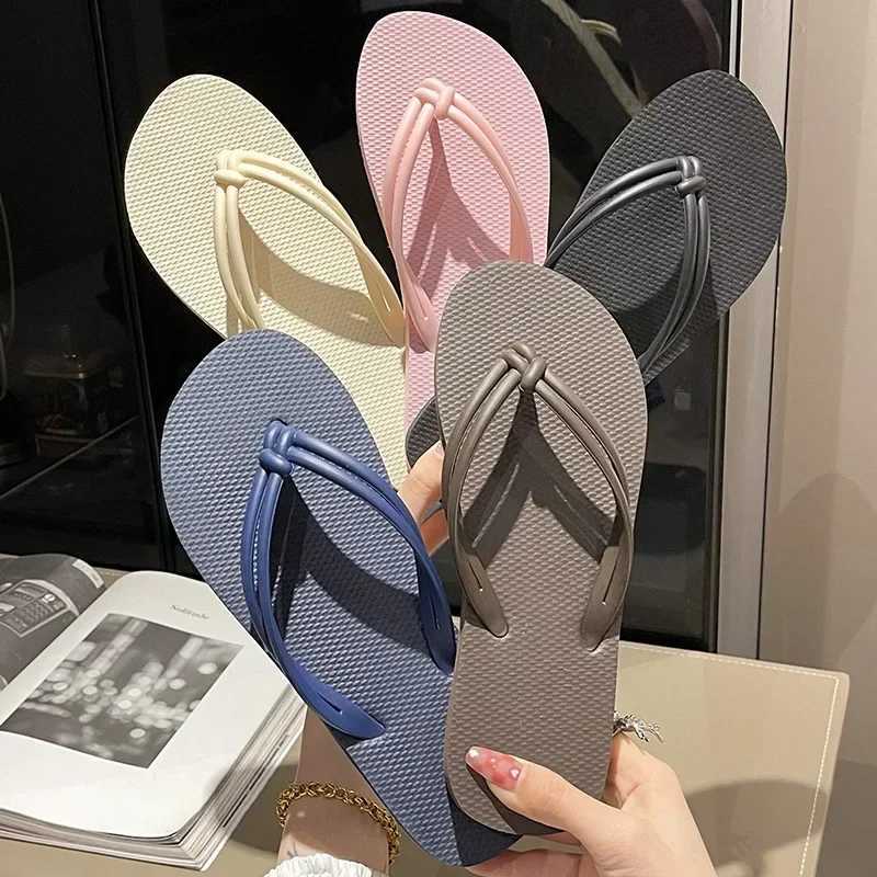 Womens Flip Flops Summer Slippers Candy Colors Flat Sandals for Ladies Slip-On Anti-Slip Soft Sole Beach Comfort Shoes Z250614