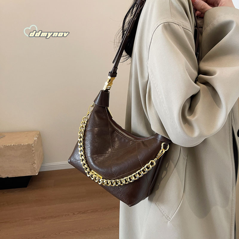 2025 New High-End Crossbody Quilted Chain Handbag Design Dumpling Bag for Women ddmynov
