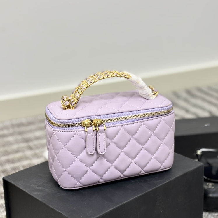 Hollowed-Out Handle Luxury Handbag Cosmetic Bag Designer Ladies Shoulder Bag Genuine Leather Checkered Pattern Gold Hardware Metal Crossbody Bag Mirror Purse 17cm