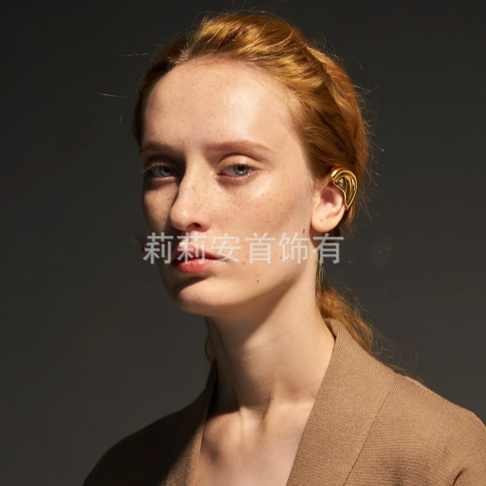 Punk Vintage Half Ear Contour Metal Ear Clip Exaggerate Stud Earrings For Women girls Ear Bones Clip Fashion Earring Jewelry 250610