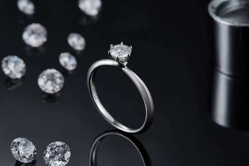 Elegant Promise Rings Classic 925 Sterling Silver 2CT 6 Claws VVS D Moissanite Diamond Engagement Wedding Band for Women