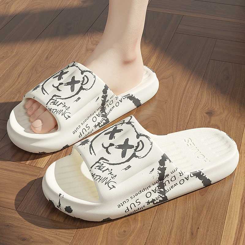 Summer Plus Size 48-49 Graffiti Bear Print Men Slippers Home Flip Flops Thick Couple Women Beach Shoes Sandals Z250614