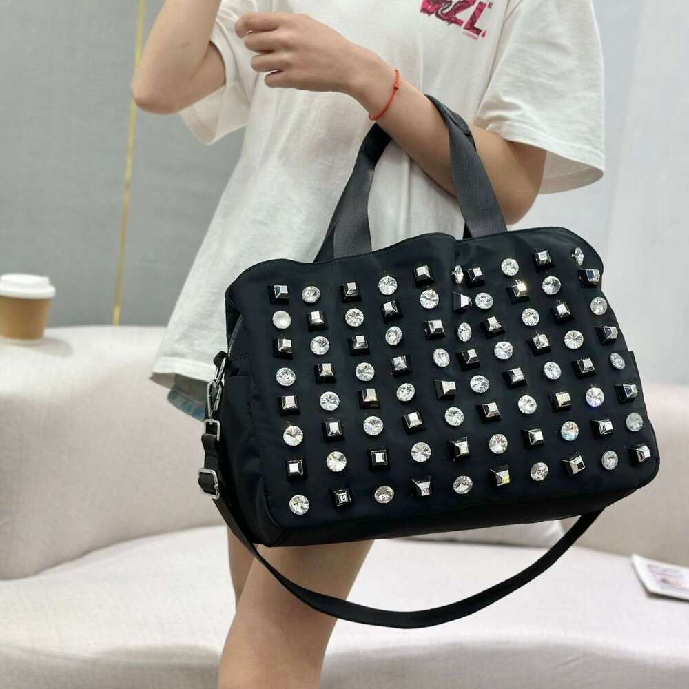 Large Capacity Rhinestone Inlaid Fashion Handbag Travel 2025 New Women's Crossbody Commuter Bag