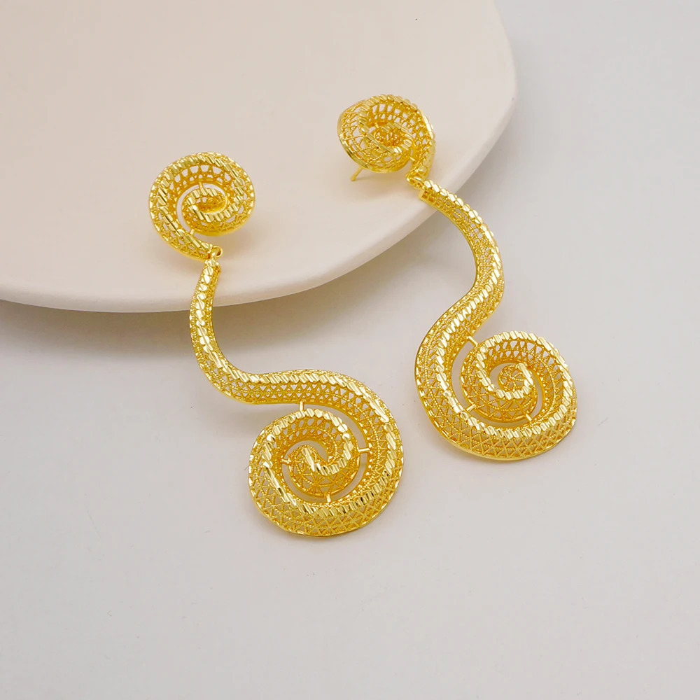 Fashion Hollow Drop Dangle Long Bohemia Irregular Gold Color Earrings For Women Hanging Earings Moroccan Wedding Jewelry Gift 250610
