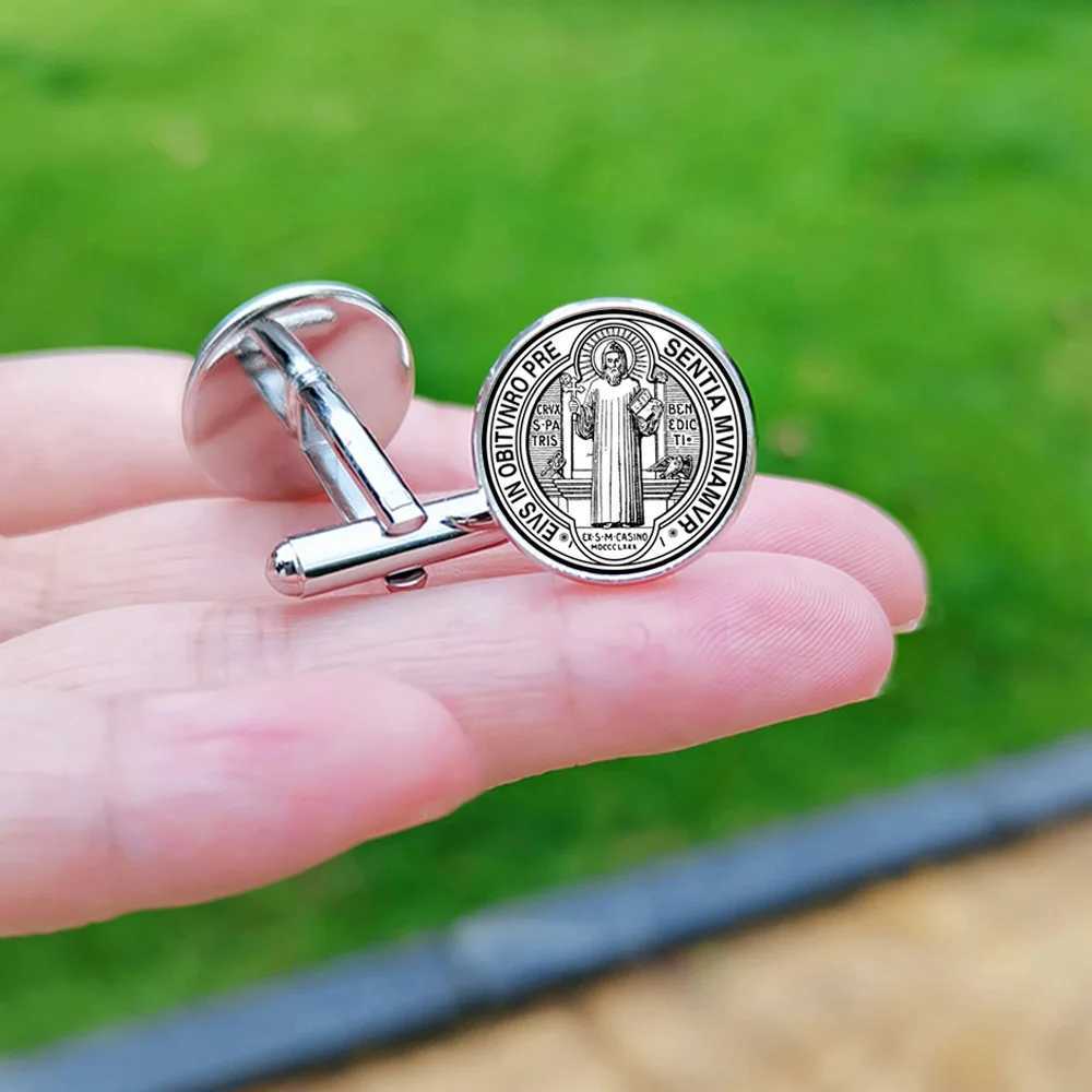 Saint Benedict Cufflinks for Men Cross Glass Photo Exquisite Cuff Buttons XJ250614
