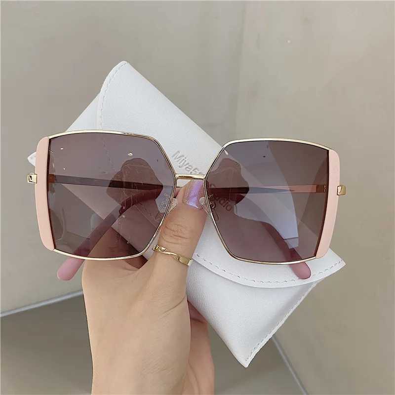 Square Sunglasses Women 2024 Vintage Brand Oversize Womens Sun Glasses Black Female Glasses Men.s UV400 Sunglasses Z250614