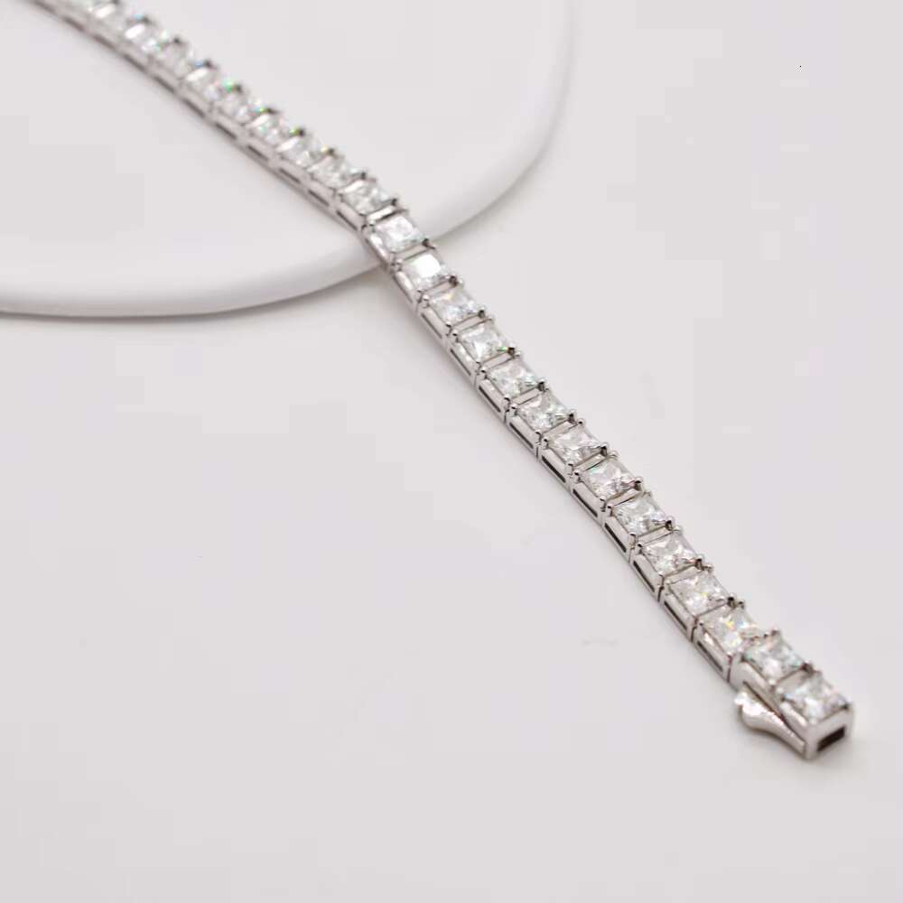 2025 Luxury 925 Sterling Silver Plated Moissanite Tennis Bracelet Classic Style Accessible for Men and Women
