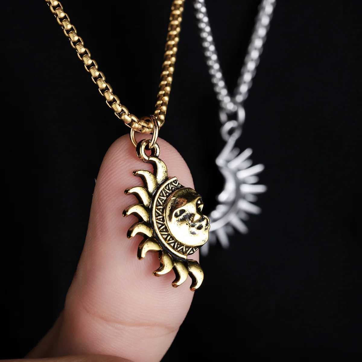 FTCY 2pc/Set Sun Moon Couple Necklace Vintage Stainless Steel Asymmetrical Necklaces Pendants for Women Goth Jewelry Z250614