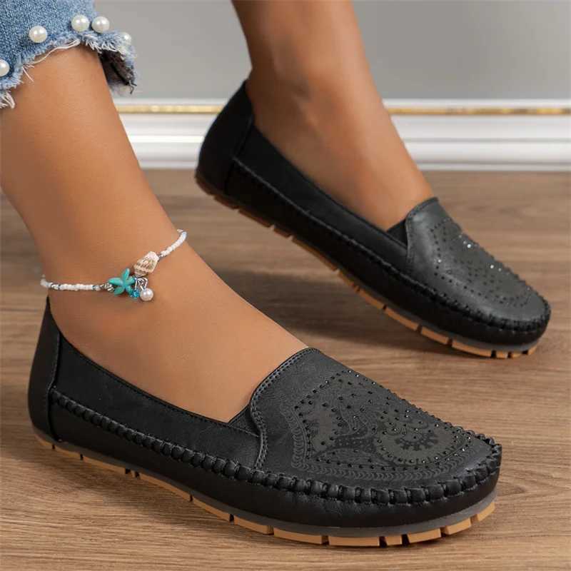 Large Size 44 Women Shoes Vintage Handmade Womens Flats Casual Shoes Ladies Flat Shoes Comfortable Slip Female LoafersXJ250614
