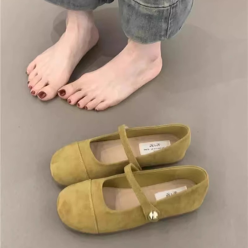 Ddmyoutdoor French Style Shallow Mouth Red Single Spring New Gentle Fairy Suede Mary Jane Flat Shoes For Women Outdoor Shoes