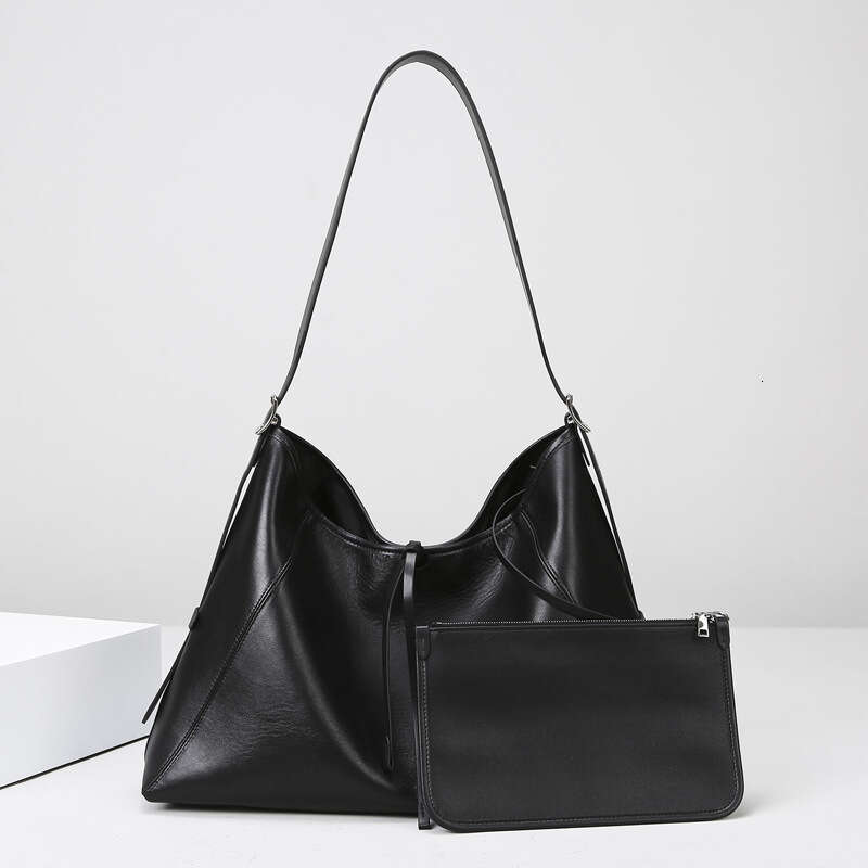Black Warrior Tote Fashion Simple Shoulder Large Capacity Soft Leather For Women Office Commute Bag
