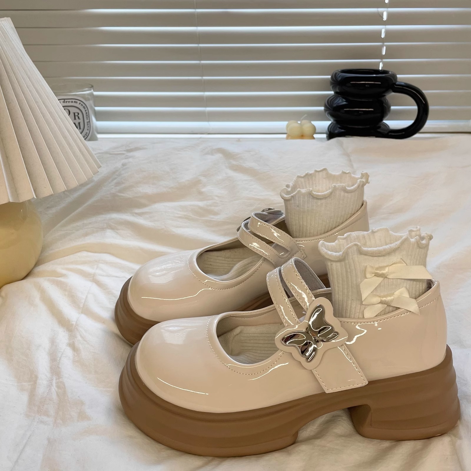 Ddmysports White Pearl Small Leather For Women Summer Shallow Mouth Versatile College Style Thick Sole Round Toe JK Mary Jane Shoes Outdoor Shoes