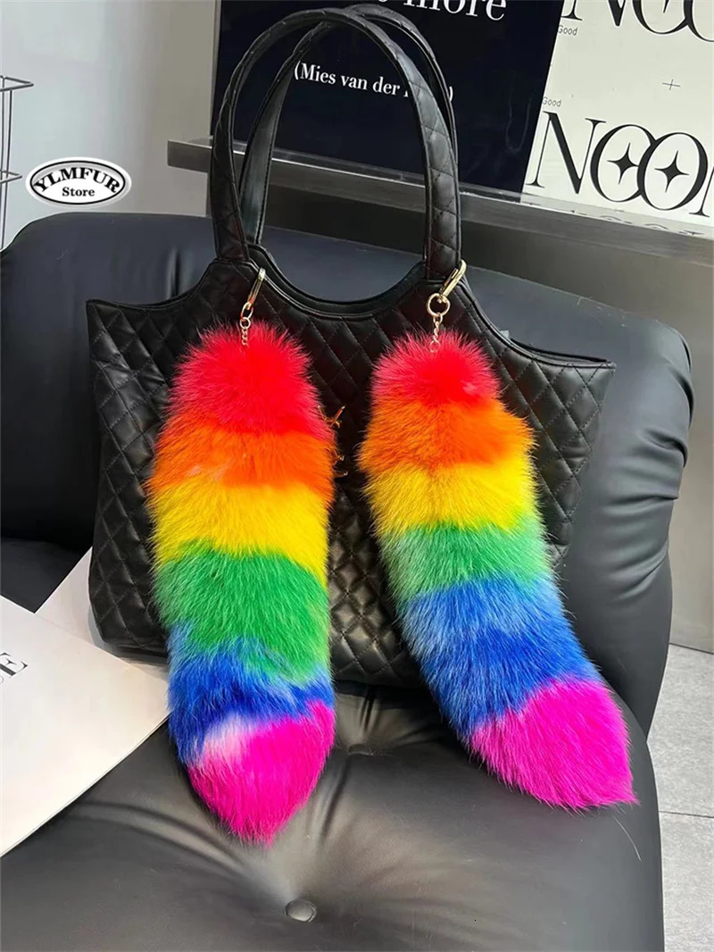 40cm Real Fox Fur Tail Large Long Natural Fur tail Keychain Pendant Cosplay tail Cute Wolf Fox Tail Fur Car Keychains For Women 250610