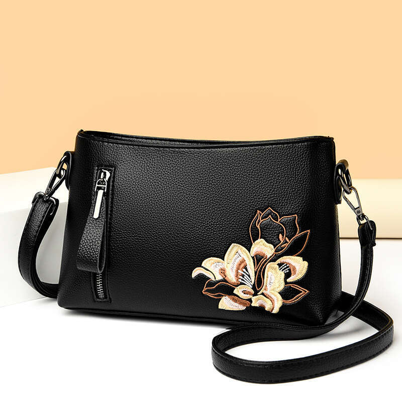 Crossbody New Chinese Style Embroidered Clutch Fashionable Elegant Mom Large Capacity Simple Shoulder Bag