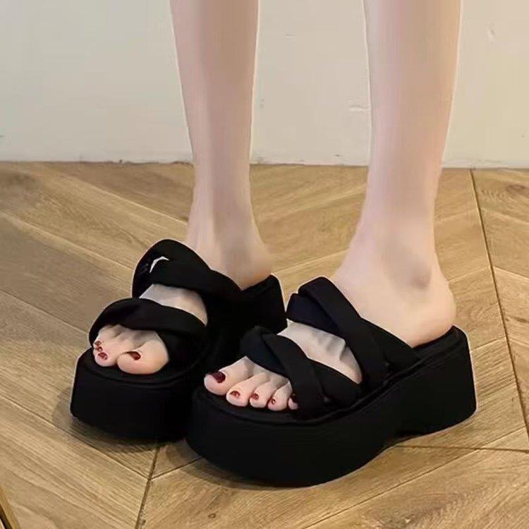 Ddmysports Versatile High Value Stunning Women S Slippers Summer New Casual Platform Thick Soled Height Increasing Sandals Outdoor Shoes