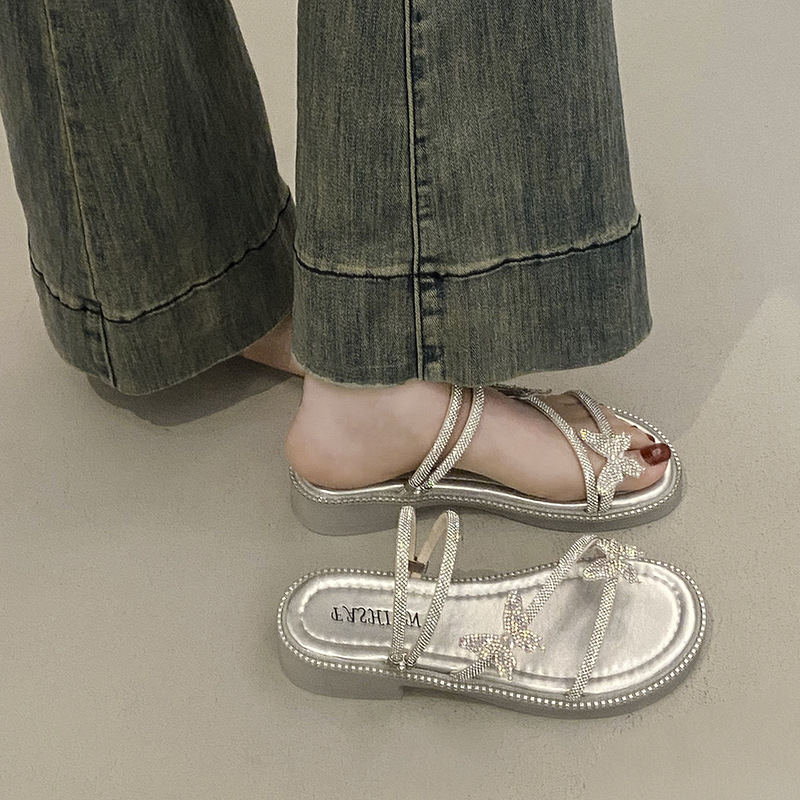 Ddmyoutdoor Stunning Women S Slippers Summer New Trendy Butterfly Rhinestone One Strap Fairy Style Beach Two Way Sandals Outdoor Shoes