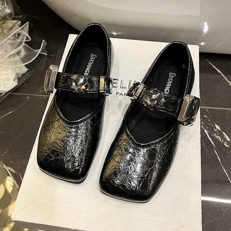 Ddmyoutdoor French Soft Sole Rhinestone Small Leather Summer New Flat Fairy Style Shallow Mouth Dress Shoes For Women Outdoor Shoes