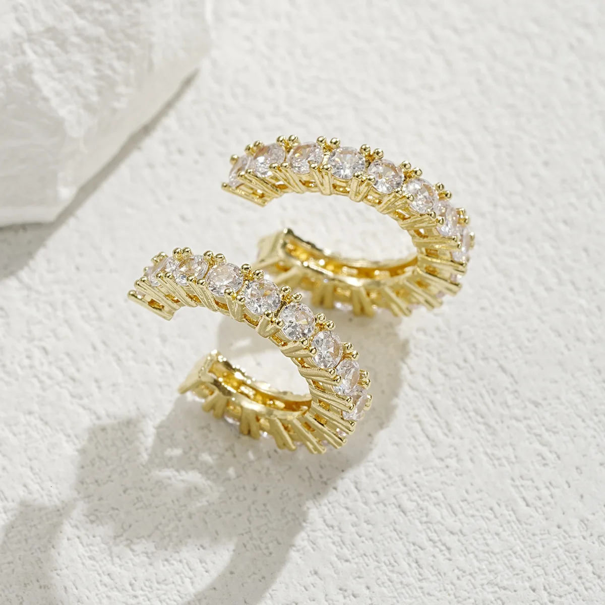 2Pcs Full Rhinestone Zircon Ear Cuff Ear Clip for Women No Pierced C Shape Earcuff Ear Wrap Earcuff Clips Jewelry Gifts 250610