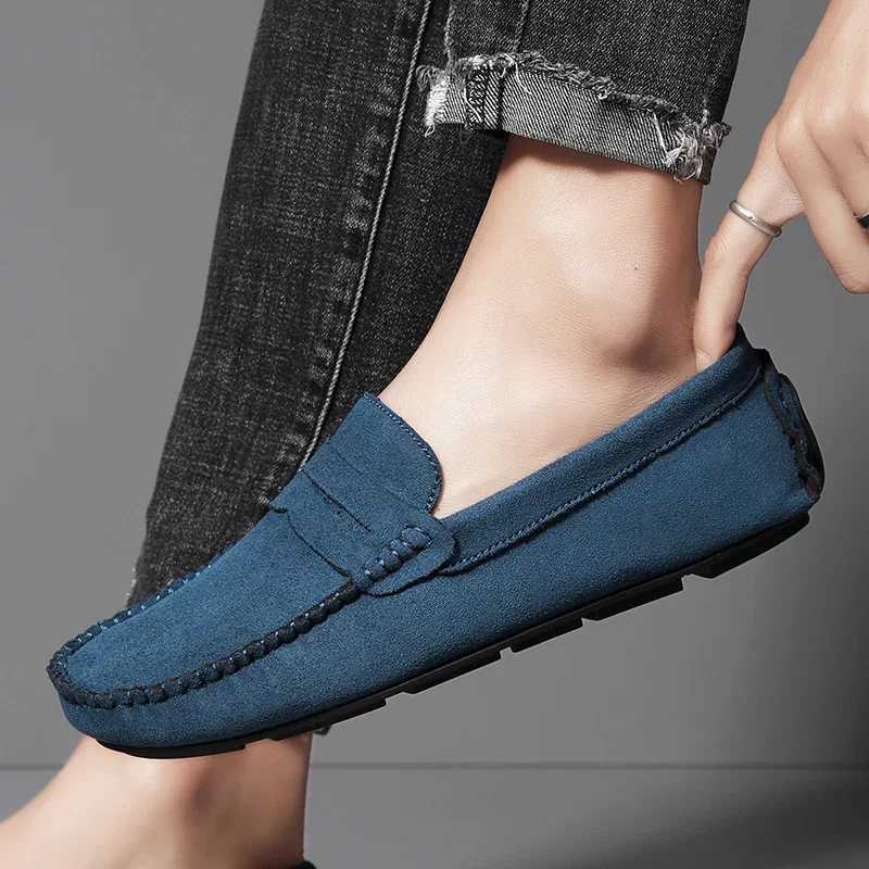 Fi Suede Leather Men Casual Shoes Comfortable Man Loafers Lightweight Lazy Boat Shoes Breathable Slip Man Driving Shoes XJ250614