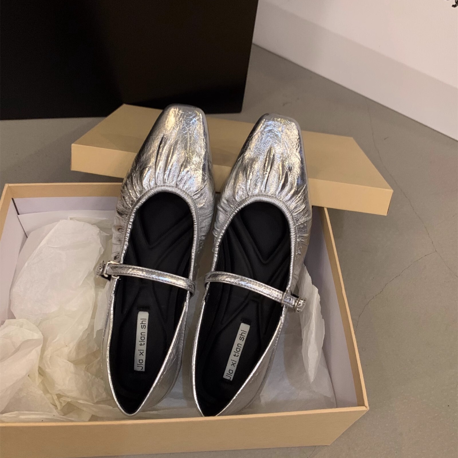 Ddmyoutdoor French Style Flat Silver Mary Jane For Women Autumn New Spring Dress Gentle Evening Shoes Outdoor Shoes