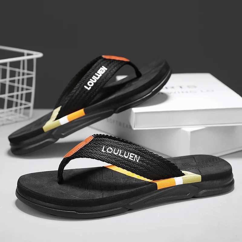 2025 Summer New Mens Slippers Fashion versatile flip-flops Mens slippers Mens Clip Toe Shoes Z250614