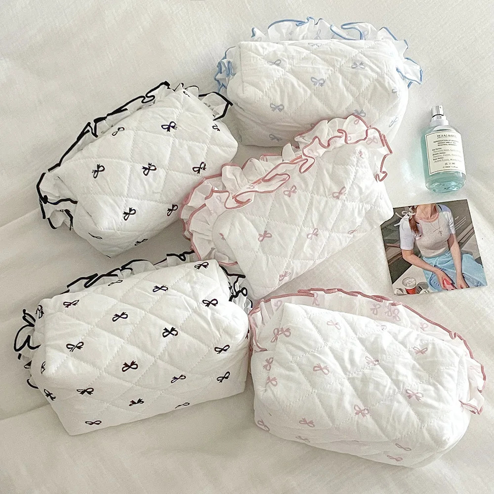 Wholesale Fashion Women Lace Makeup Zipper Bag Cute Bowknot Portable Lipstick Handbag Pouch Female Lingge Mini Clutch Bag 250614