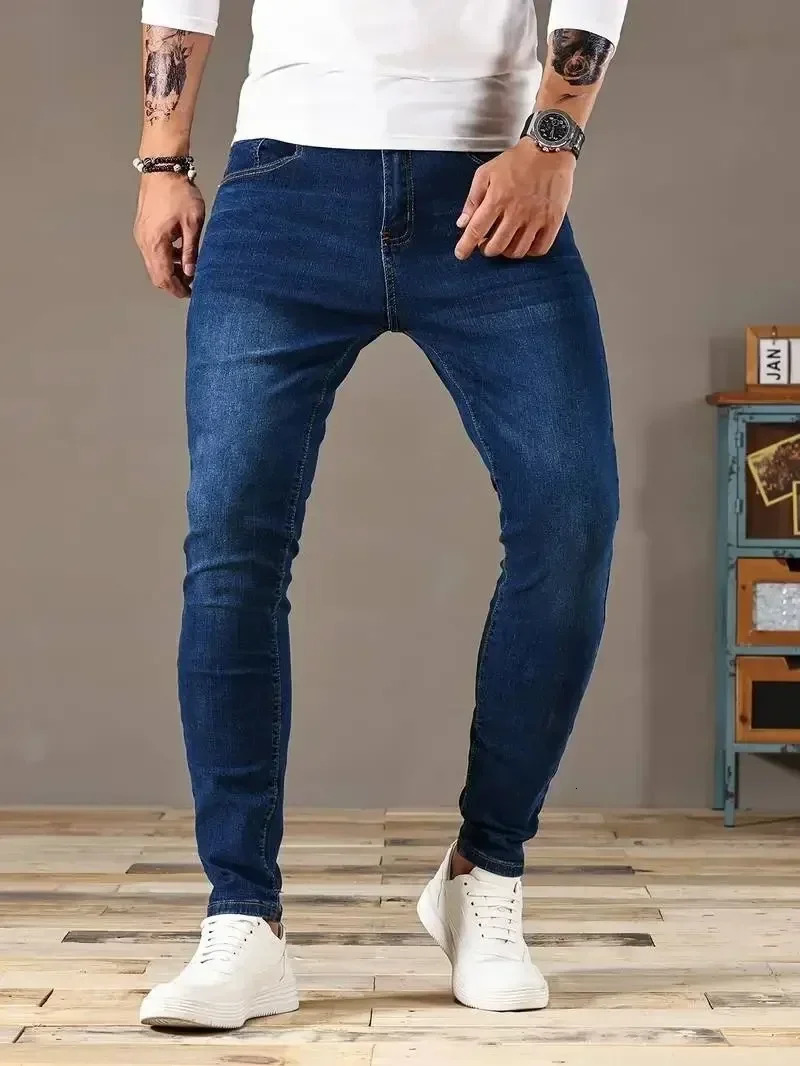 2025 Spring Mens Slim Fit Classic Skinny Jeans Casual Street Style Casual Mens Skinny Jeans Male Slim Fit Pencil Denim Blue 250529