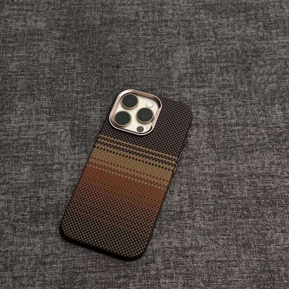 Magnetic Phone Case Aramid Fiber Pattern, Suitable for Apple 16 15 14 13 12 Pro Max with Lens Protection - PC Shell