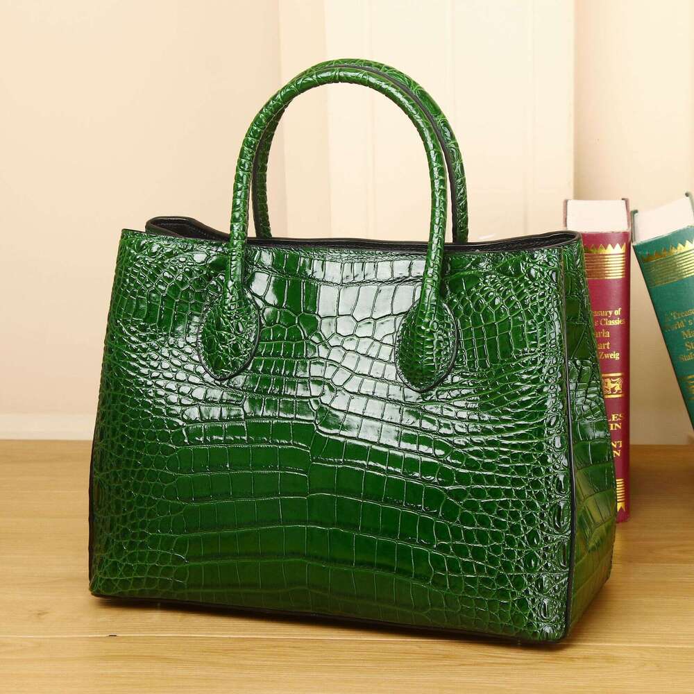 Large Pattern Crocodile Belly Capacity Top Layer Cowhide Handbag Shoulder Crossbody Fashionable Women's Bag