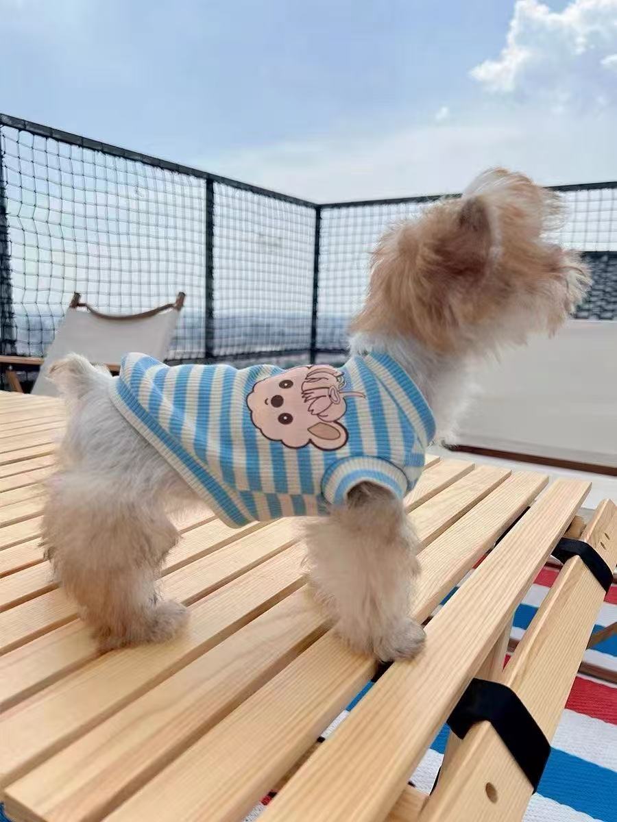 T459New autumn V-neck printed small fresh vest for dogs and cats Yorkshire Maltese spring and autumn pet clothes