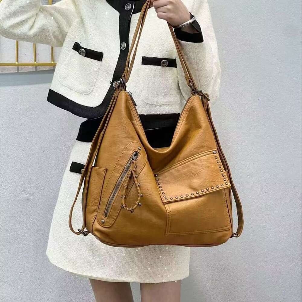 New Large Capacity Women's Trendy Fashionable Shoulder Versatile Backpack Soft Leather Crossbody Bag