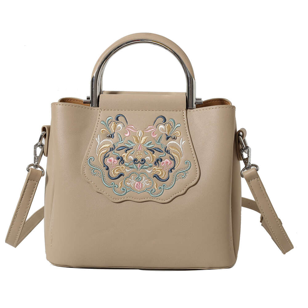 Spring Summer New Handbag Chinese Style Embroidered Tote High-End Large Capacity Literary Women's Bag