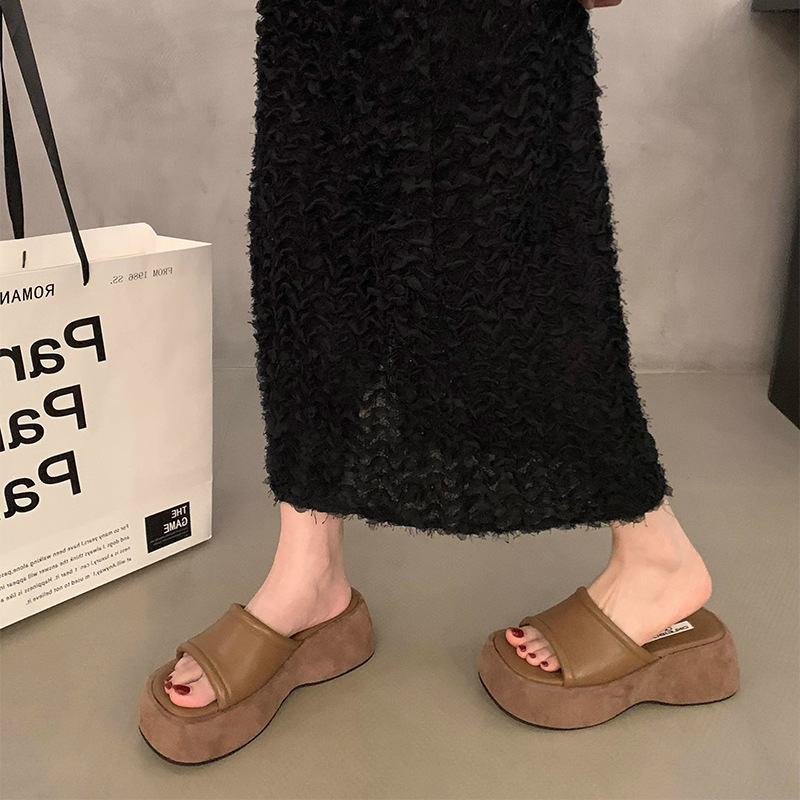 Ddmyoutdoor Thick Soled Slippers For Women Summer Outdoor Wear S Shoes New Style Platform Lazy Slip On One Word Sandals Outdoor Shoes