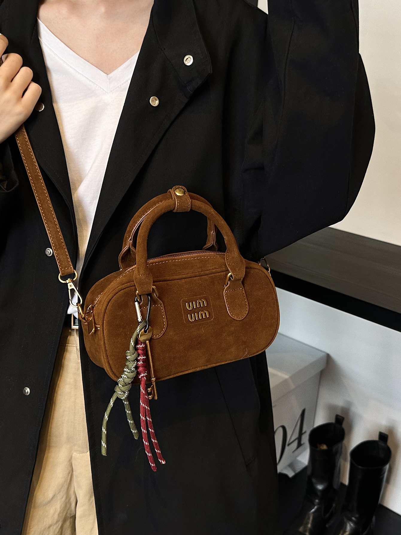 Ladies' fashionable handbag retro frosted strap pendant shoulder bag new design versatile super hot crossbody bag
