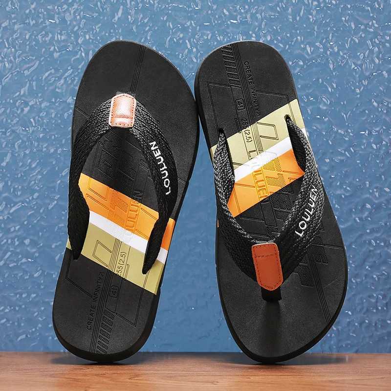 2025 Summer New Mens Slippers Fashion versatile flip-flops Mens slippers Mens Clip Toe Shoes Z250614