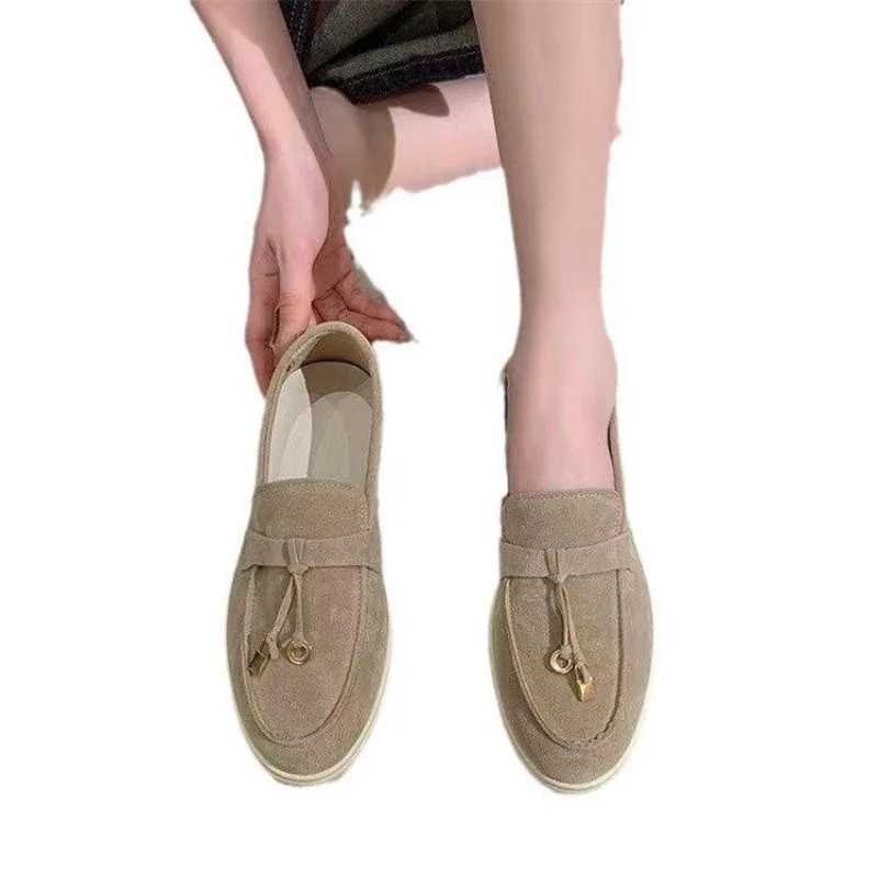 2024 New Spring Womens Sneakers Flat Casual Shoes Slip Ladies Loafers Plus Size 43 Vulcanized Shoes Walking Sneaker XJ250614