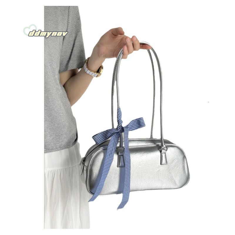 2025 New Handbag Korean Style Niche Shoulder Underarm Trendy Fashion Large Capacity Silver Pillow Bag ddmynov