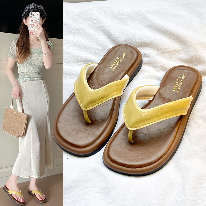 Ddmyoutdoor Beach Flip Flops For Women Summer New Outdoor Sandals Super Popular High End Flat Casual Slippers Outdoor Shoes