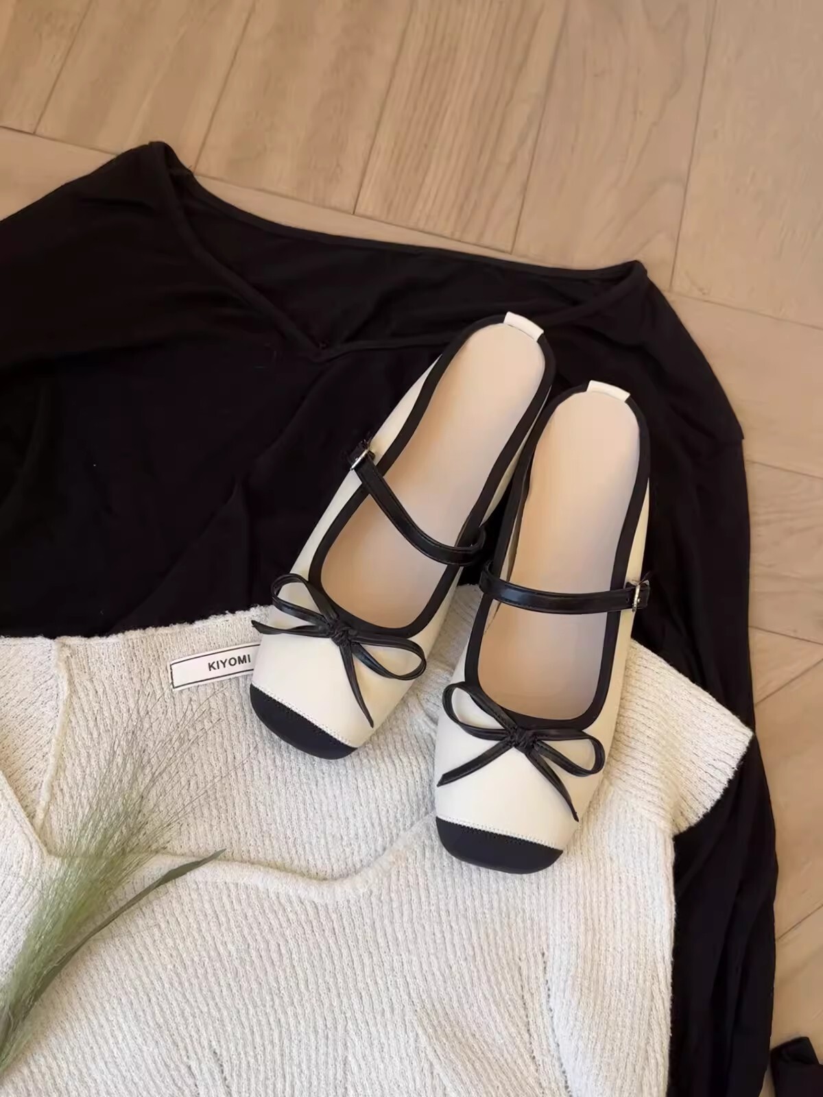 Ddmysheep Ddmysheep Sheepskin Version Grape Mom Height Increasing Closed Toe For Women With Bowknot One Word Shallow Mouth Half Slippers Ballet Flats 